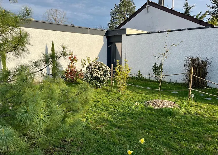 Le Talant: studio dans maison au calme